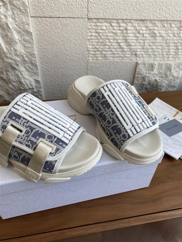 20251128184323367 280